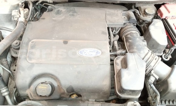 Sayi Sabo Ford Explorer Azurfa Mota in Cotonou a Benin Sayi Sabo Ford Explorer Azurfa Mota in Cotonou a Benin