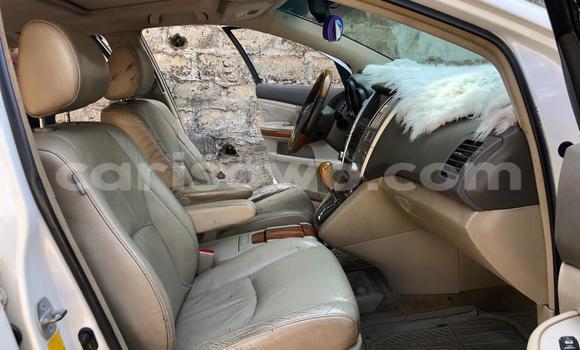 Buy Used Lexus RX 330 White Car in Abomey Calavi in Benign Buy Used Lexus RX 330 White Car in Abomey Calavi in Benign