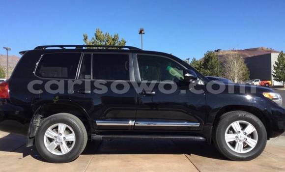 Acheter Occasion Voiture Toyota Land Cruiser Noir à Cotonou, Benin Acheter Occasion Voiture Toyota Land Cruiser Noir à Cotonou, Benin