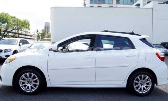 Acheter Occasion Voiture Toyota Matrix Blanc à Athieme, Mono Acheter Occasion Voiture Toyota Matrix Blanc à Athieme, Mono