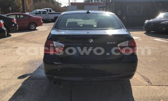 Acheter Occasion Voiture BMW 3–Series Bleu à Bembèrèkè, Benin Acheter Occasion Voiture BMW 3–Series Bleu à Bembèrèkè, Benin
