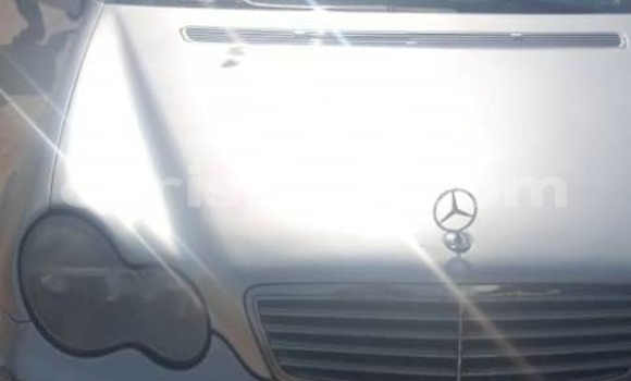 Buy Used Mercedes-Benz 250 Silver Car in Cotonou in Benign Buy Used Mercedes-Benz 250 Silver Car in Cotonou in Benign