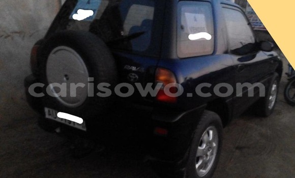 Acheter Occasion Voiture Toyota RAV4 Bleu à Cotonou, Benin