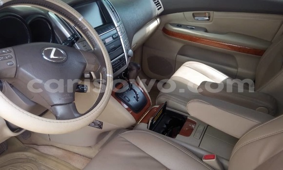 Sayi Na hannu Lexus RX 330 Green Mota in Cotonou a Benin Sayi Na hannu Lexus RX 330 Green Mota in Cotonou a Benin