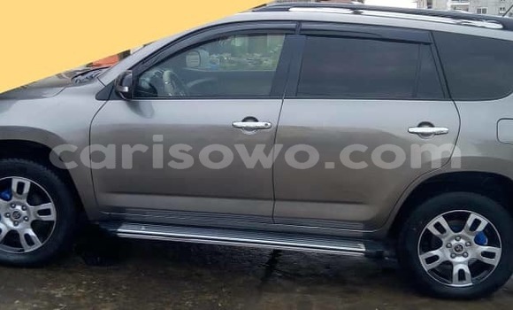 Acheter Occasion Voiture Toyota RAV4 Marron à Cotonou, Benin Acheter Occasion Voiture Toyota RAV4 Marron à Cotonou, Benin
