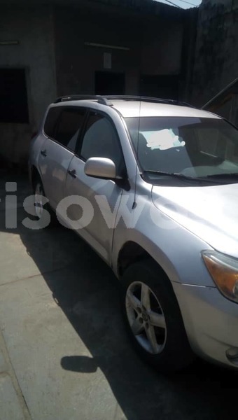 Big with watermark toyota rav4 benin cotonou 10349
