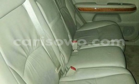 Acheter Occasion Voiture Lexus RX 330 Blanc à Cotonou, Benin Acheter Occasion Voiture Lexus RX 330 Blanc à Cotonou, Benin