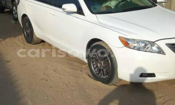 Acheter Occasion Voiture Toyota Camry Blanc à Abomey, Benin Acheter Occasion Voiture Toyota Camry Blanc à Abomey, Benin