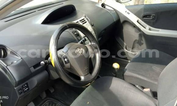 Ra Àlòkù Toyota Yaris Silver Ọkọ̀ in Abomey ni Benin Ra Àlòkù Toyota Yaris Silver Ọkọ̀ in Abomey ni Benin