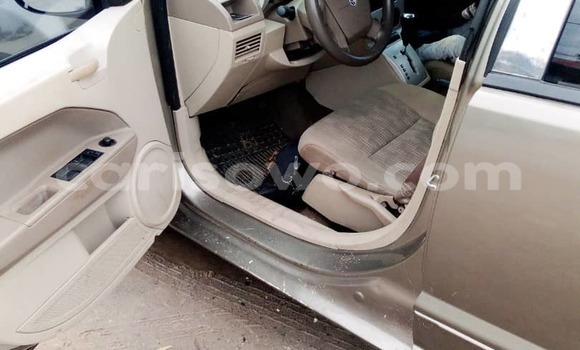 Buy Used Dodge Caliber Silver Car in Abomey Calavi in Benign Buy Used Dodge Caliber Silver Car in Abomey Calavi in Benign