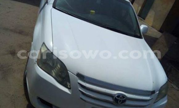 Buy Used Toyota Avalon White Car in Savalou in Benign Buy Used Toyota Avalon White Car in Savalou in Benign