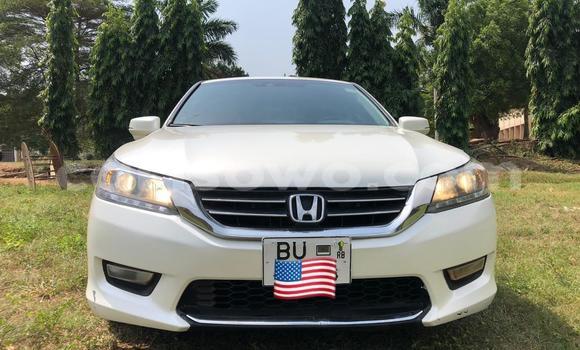 Sayi Sabo Honda Accord White Mota in Cotonou a Benin