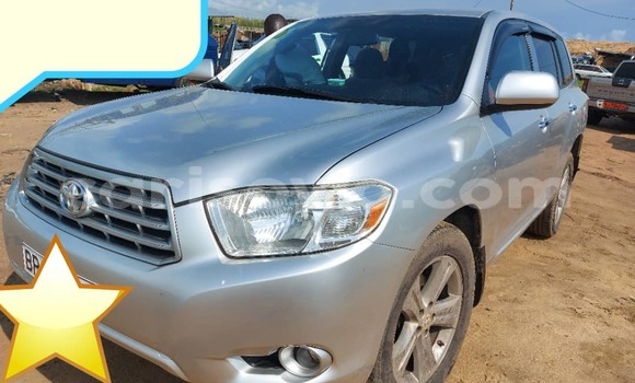 Acheter Occasion Voiture Toyota Highlander Gris à Cotonou, Benin Acheter Occasion Voiture Toyota Highlander Gris à Cotonou, Benin