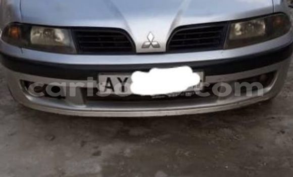 Ra Àlòkù Mitsubishi Carisma Silver Ọkọ̀ in Abomey ni Benin Ra Àlòkù Mitsubishi Carisma Silver Ọkọ̀ in Abomey ni Benin