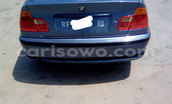 Ra Àlòkù BMW 3–Series Blue Ọkọ̀ in Abomey ni Benin Ra Àlòkù BMW 3–Series Blue Ọkọ̀ in Abomey ni Benin