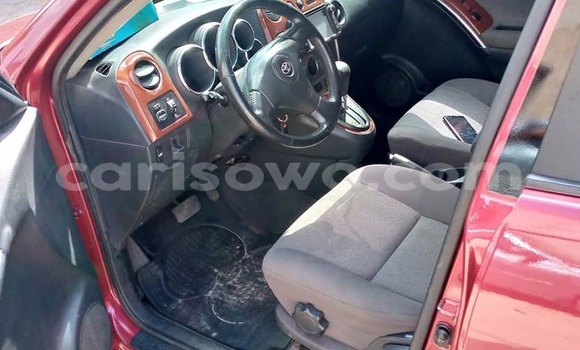 Sayi Na hannu Toyota Matrix Red Mota in Cotonou a Benin Sayi Na hannu Toyota Matrix Red Mota in Cotonou a Benin