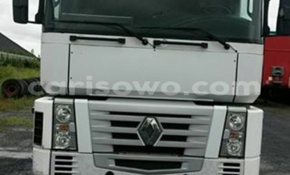 Buy Used Renault Titan Black Truck in Savalou in Benign Buy Used Renault Titan Black Truck in Savalou in Benign