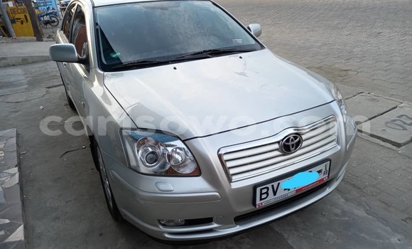 Ra Àlòkù Toyota Avensis Silver Ọkọ̀ in Cotonou ni Benin Ra Àlòkù Toyota Avensis Silver Ọkọ̀ in Cotonou ni Benin