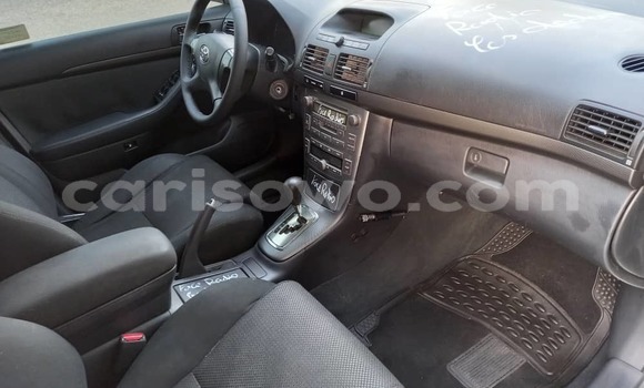 Ra Àlòkù Toyota Avensis Silver Ọkọ̀ in Cotonou ni Benin Ra Àlòkù Toyota Avensis Silver Ọkọ̀ in Cotonou ni Benin