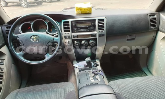 Ra Àlòkù Toyota 4Runner Blue Ọkọ̀ in Cotonou ni Benin Ra Àlòkù Toyota 4Runner Blue Ọkọ̀ in Cotonou ni Benin