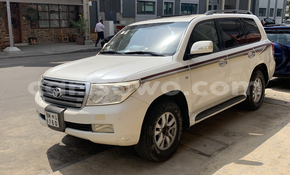 Acheter Occasion Voiture Toyota Land Cruiser Blanc à Cotonou, Benin