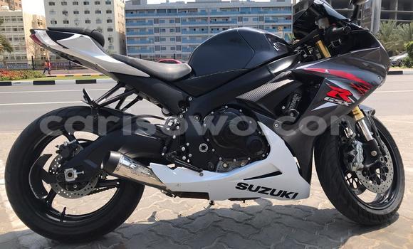 Ra Àlòkù Suzuki GSX–R Black Mọto in Adjohoun ni Oueme Ra Àlòkù Suzuki GSX–R Black Mọto in Adjohoun ni Oueme