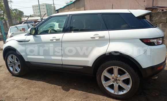 Acheter Neuf Voiture Land Rover Range Rover Evoque Blanc à Cotonou, Benin Acheter Neuf Voiture Land Rover Range Rover Evoque Blanc à Cotonou, Benin