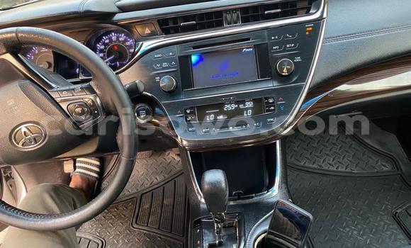 Ra Tuntun Toyota Avalon Silver Ọkọ̀ in Cotonou ni Benin Ra Tuntun Toyota Avalon Silver Ọkọ̀ in Cotonou ni Benin