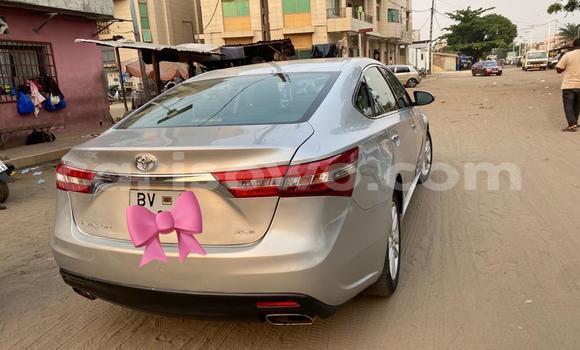 Ra Tuntun Toyota Avalon Silver Ọkọ̀ in Cotonou ni Benin Ra Tuntun Toyota Avalon Silver Ọkọ̀ in Cotonou ni Benin