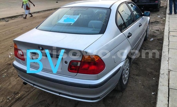 Ra Tuntun BMW 3–Series Silver Ọkọ̀ in Cotonou ni Benin