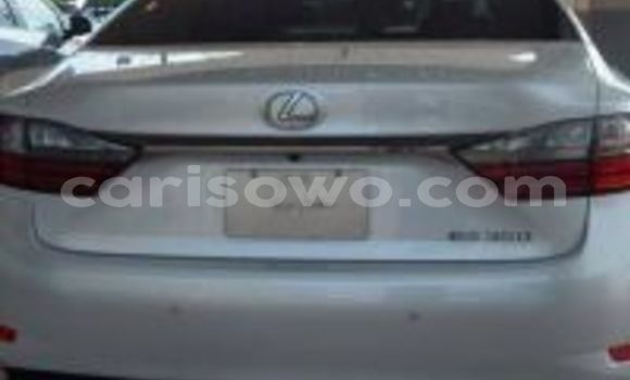 Acheter Occasion Voiture Lexus ES Blanc à Adjohoun, Ouême Acheter Occasion Voiture Lexus ES Blanc à Adjohoun, Ouême