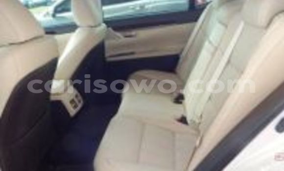 Acheter Occasion Voiture Lexus ES Blanc à Adjohoun, Ouême Acheter Occasion Voiture Lexus ES Blanc à Adjohoun, Ouême