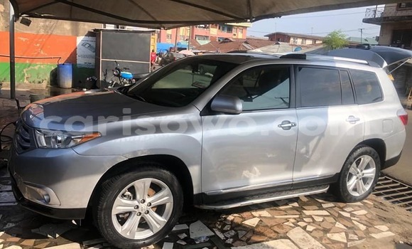 Ra Àlòkù Toyota Highlander Silver Ọkọ̀ in Abomey Calavi ni Benin