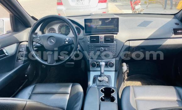 Sayi Na hannu Mercedes-Benz C-Classe White Mota in Cotonou a Benin Sayi Na hannu Mercedes-Benz C-Classe White Mota in Cotonou a Benin