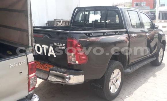 Ra Àlòkù Toyota Hilux Black Ọkọ̀ in Cotonou ni Benin Ra Àlòkù Toyota Hilux Black Ọkọ̀ in Cotonou ni Benin