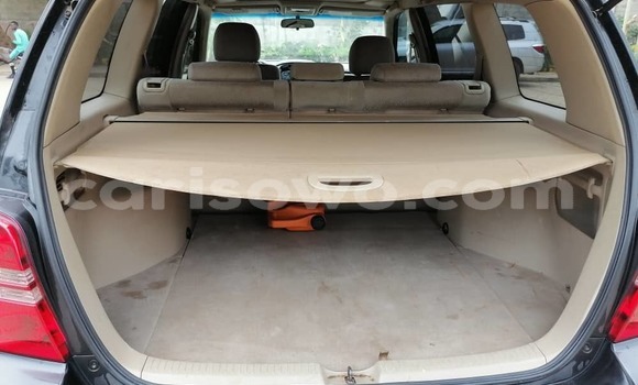 Ra Tuntun Toyota Highlander Black Ọkọ̀ in Cotonou ni Benin Ra Tuntun Toyota Highlander Black Ọkọ̀ in Cotonou ni Benin