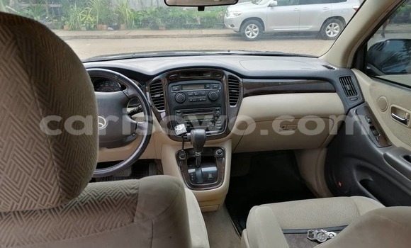 Ra Tuntun Toyota Highlander Black Ọkọ̀ in Cotonou ni Benin Ra Tuntun Toyota Highlander Black Ọkọ̀ in Cotonou ni Benin