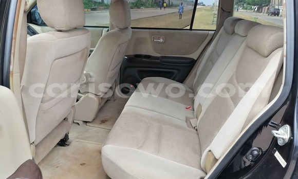 Ra Tuntun Toyota Highlander Black Ọkọ̀ in Cotonou ni Benin Ra Tuntun Toyota Highlander Black Ọkọ̀ in Cotonou ni Benin