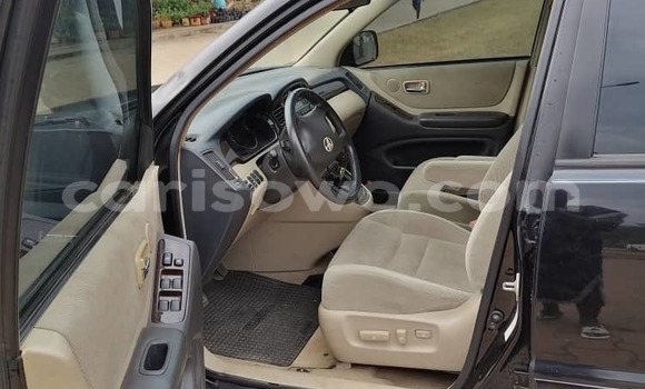 Ra Tuntun Toyota Highlander Black Ọkọ̀ in Cotonou ni Benin Ra Tuntun Toyota Highlander Black Ọkọ̀ in Cotonou ni Benin