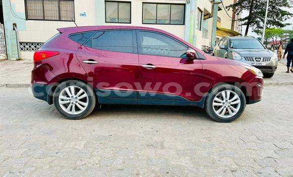 Ra Tuntun Hyundai Tucson Red Ọkọ̀ in Cotonou ni Benin Ra Tuntun Hyundai Tucson Red Ọkọ̀ in Cotonou ni Benin