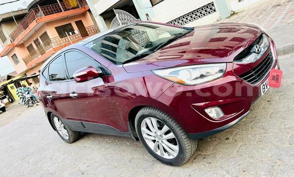 Ra Tuntun Hyundai Tucson Red Ọkọ̀ in Cotonou ni Benin Ra Tuntun Hyundai Tucson Red Ọkọ̀ in Cotonou ni Benin