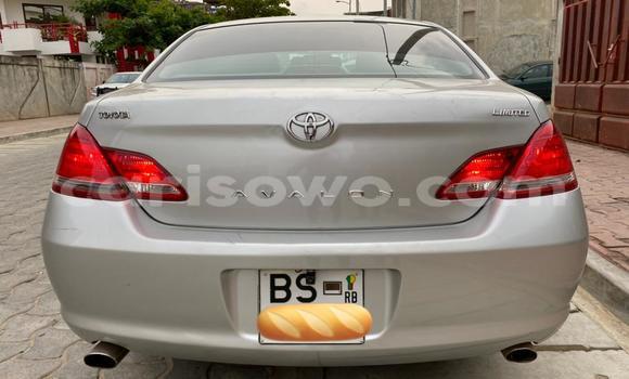 Buy Used Toyota Avalon Silver Car in Cotonou in Benign