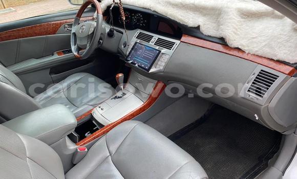 Buy Used Toyota Avalon Silver Car in Cotonou in Benign Buy Used Toyota Avalon Silver Car in Cotonou in Benign