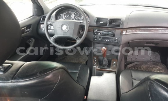 Ra Tuntun BMW 3–Series Silver Ọkọ̀ in Cotonou ni Benin Ra Tuntun BMW 3–Series Silver Ọkọ̀ in Cotonou ni Benin