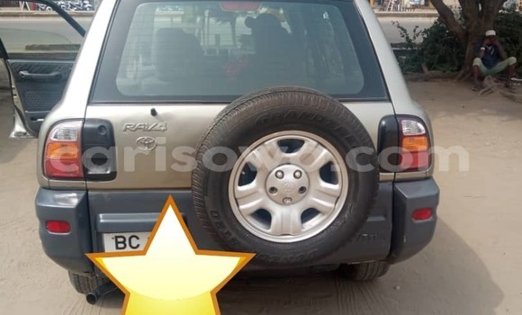 Ra Àlòkù Toyota RAV4 Silver Ọkọ̀ in Cotonou ni Benin