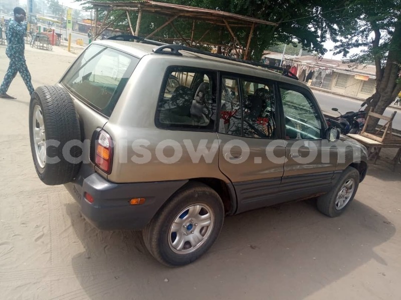 Big with watermark toyota rav4 benin cotonou 10546