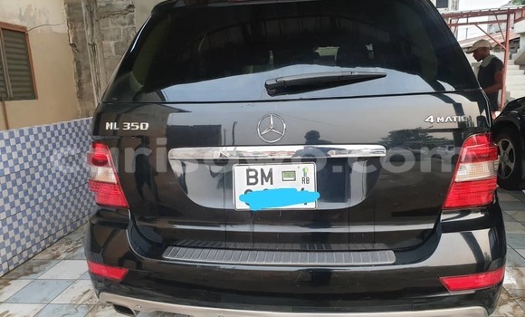 Buy Used Mercedes-Benz ML–Class Black Car in Cotonou in Benign