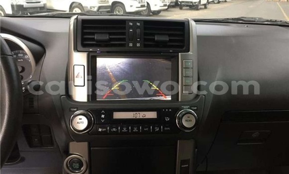 Acheter Import Voiture Toyota Land Cruiser Prado Blanc à Cotonou, Benin Acheter Import Voiture Toyota Land Cruiser Prado Blanc à Cotonou, Benin