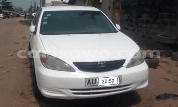 Sayi Na hannu Toyota Camry White Mota in Cotonou a Benin Sayi Na hannu Toyota Camry White Mota in Cotonou a Benin