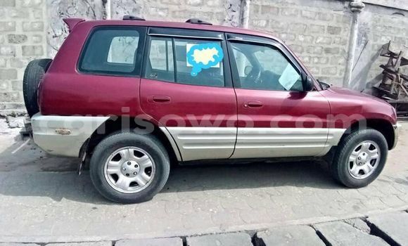 Acheter Occasion Voiture Toyota RAV4 Rouge à Abomey, Benin